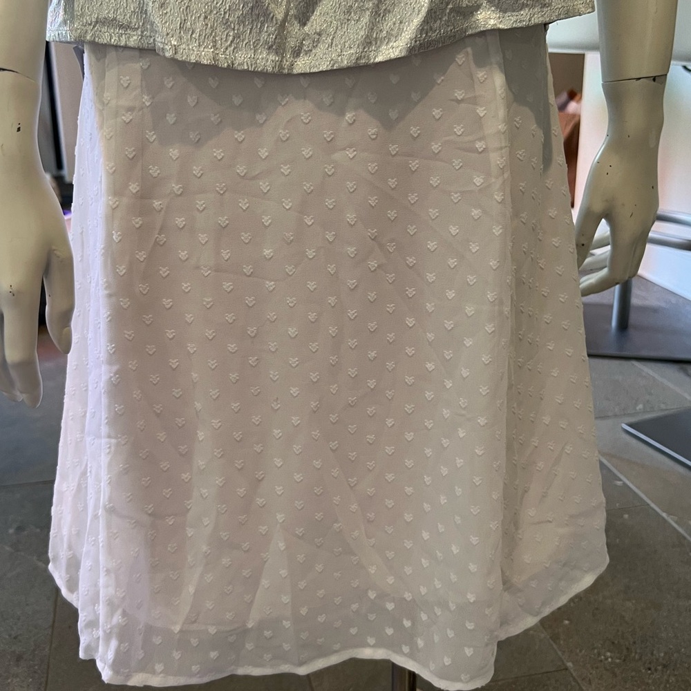NWT Aritzia Sunday best white heart skirt